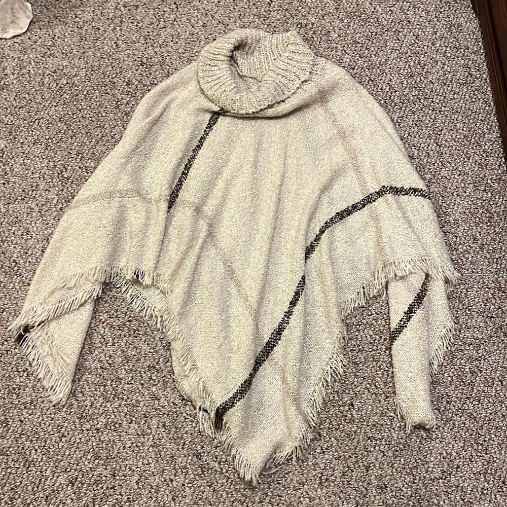 South moon under poncho